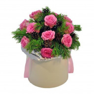 Новогодняя коробка из роз